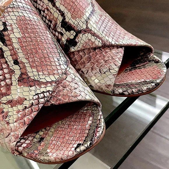 NWT corso como leather platinum pink snake slip on mules espadrille heel 6.5 - Picture 13 of 16
